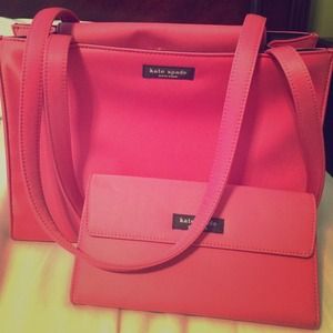 NEED GONE!! Kate Spade Purse & Wallet. Great price