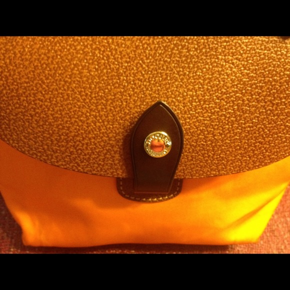 Dooney and Burke bag!!! EXCELLENT condition! - Picture 3 of 4