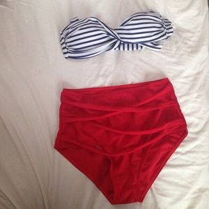 🇺🇸 high waisted swim suit *Never Worn*