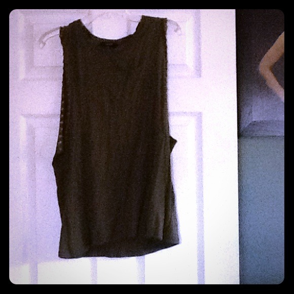 Olive green muscle tee. Gold studs on rim.
