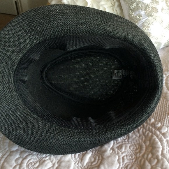 Black Fedora Hat w/ side bow (One size) - Picture 3 of 4