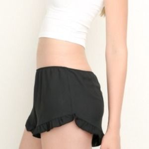 Brandy Melville Vodi shorts (one size)
