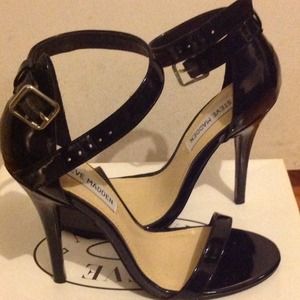 Steve Madden "Realove" heels in PATENT BLACK