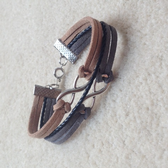 Jewelry - 🎁 Infinity bracelet