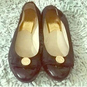 Authentic blk MK flats