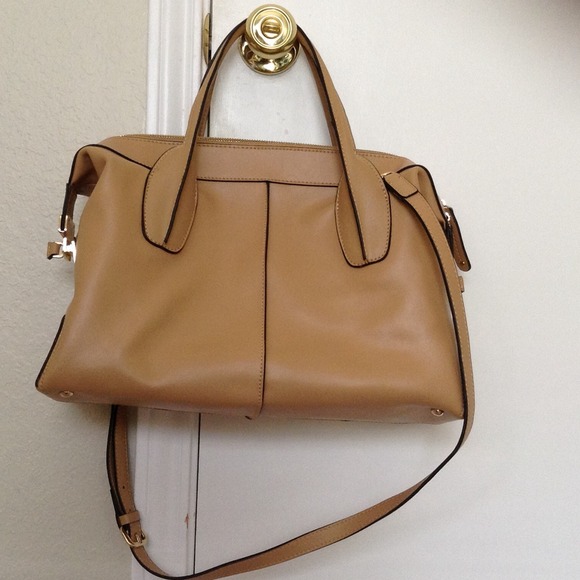 Handbag - Picture 1 of 4