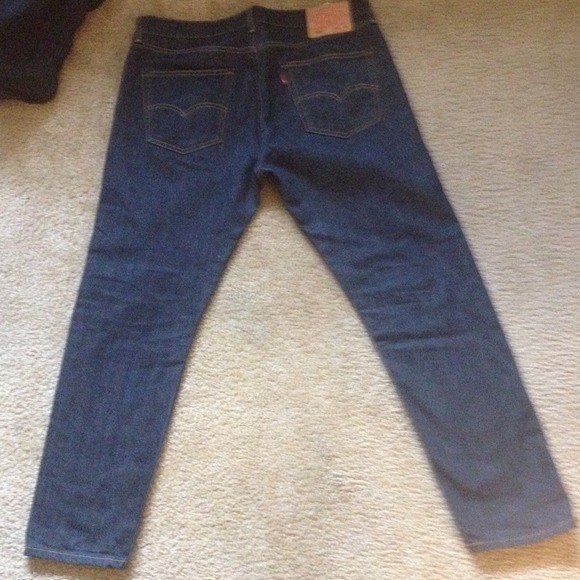 Men's Levi's jeans - Picture 2 of 3