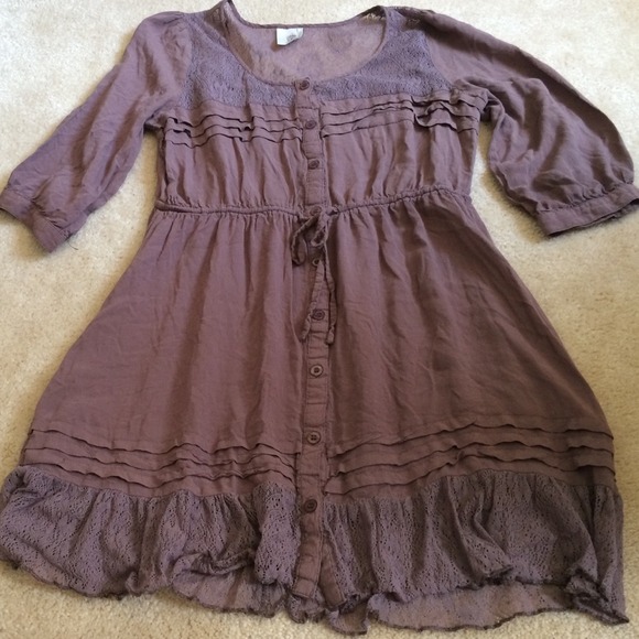 Dress - Picture 2 of 4