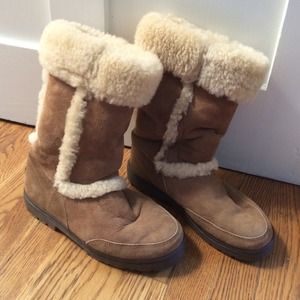 UGGs