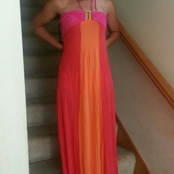Dress - Picture 1 of 3