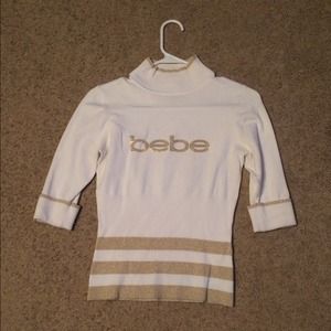 BEBE 3/4 sleeve turtleneck