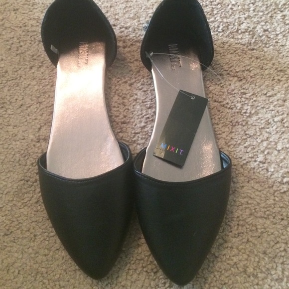 Black flats