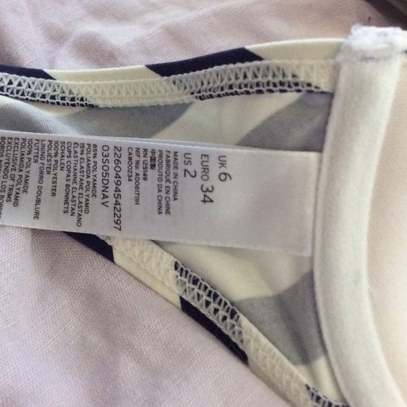 Strapless Navy and white underwire bikini top - Picture 3 of 4