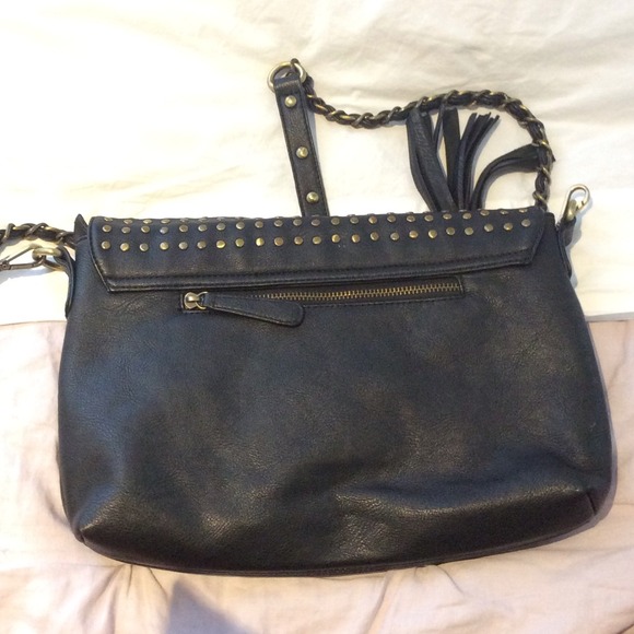 Black studded leather shoulder bag - Picture 2 of 4