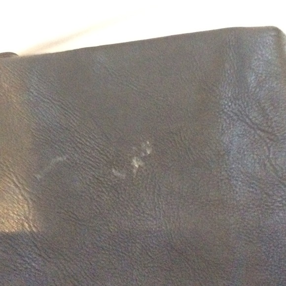 Black studded leather shoulder bag - Picture 4 of 4