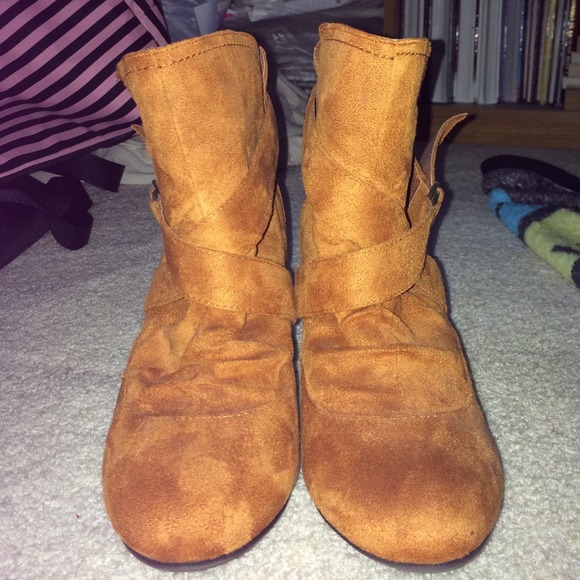 Cognac Booties