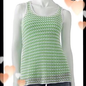 🌱🌱Beautiful racerback tank🌱🌱