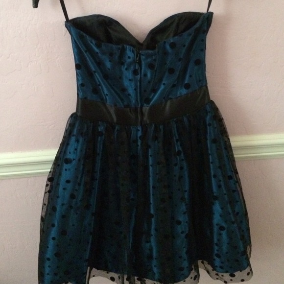 Jessica McClintock Party Dress - Picture 3 of 3