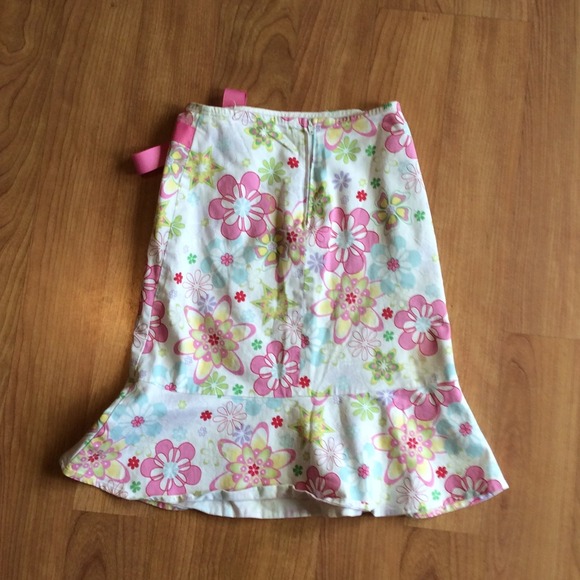 Girl skirts - Picture 2 of 4