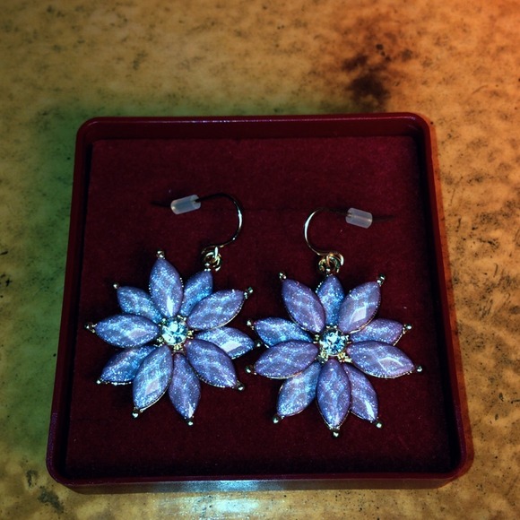Flower earrings