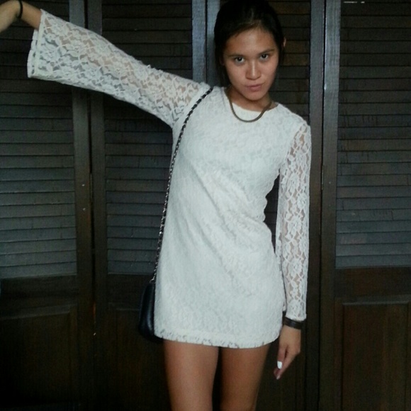 H&M lace dress with flared sleeves. Size US 2