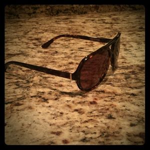 Aviator tortoiseshell sunglasses