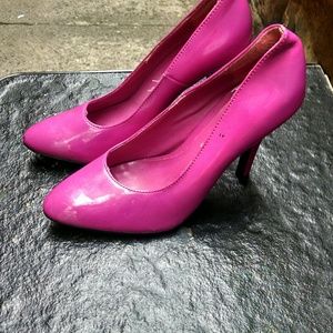 Women's shoes
