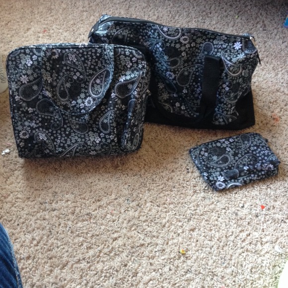 Duffle bag/bathroom bag combo
