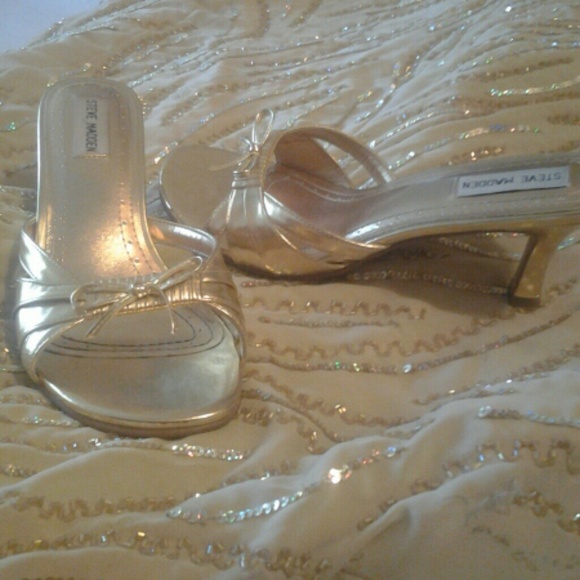 Gold Steve Madden sandals