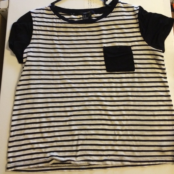 Black and white striped tee - Picture 1 of 1