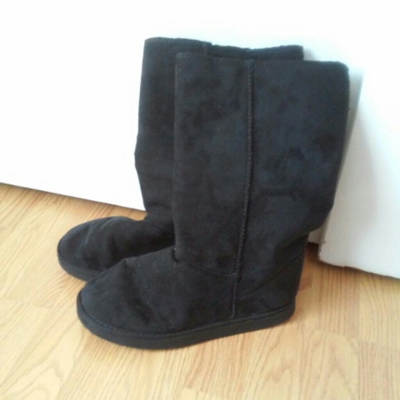 🚫SOLD on Vinted🚫Black Boots