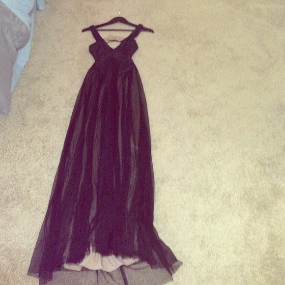 BCBG LONG BACKLESS DRESS