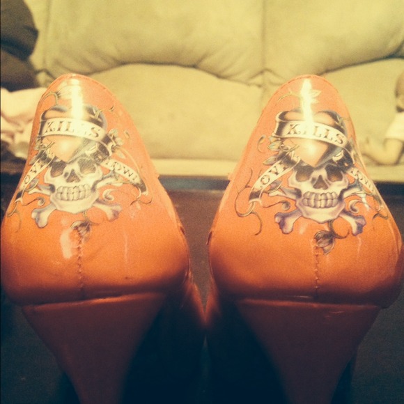 Ed hardy pink high heels