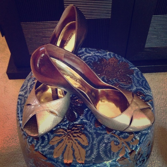 Open toe brown ombré metallic heels