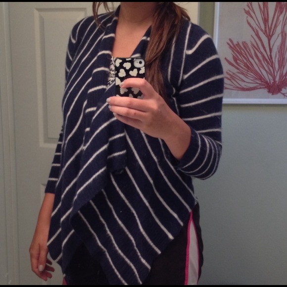 ✖️HOLD✖️ FOR @theendti Cashmere Sweater