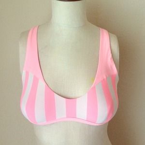 Lululemon Athletica Bathing Suit Top/Sports Bra