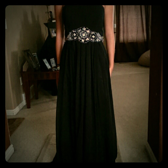 "Black  GORGEOUS Strapless evening gown