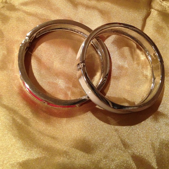 Set of 2 bungles