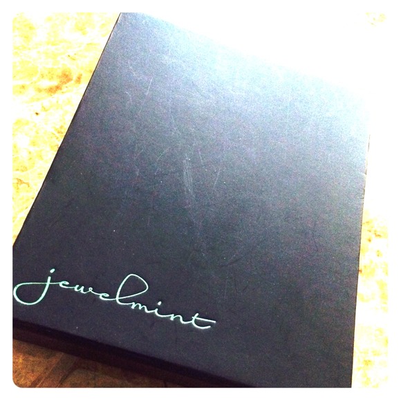 *Jewelmint* Pearl Bracelet 😃