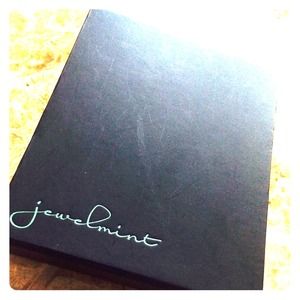 *Jewelmint* Pearl Bracelet 😃