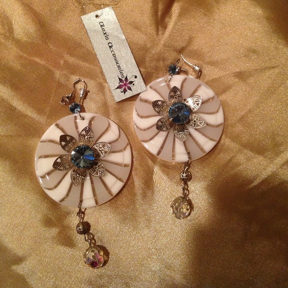 Alexis Accessories earrings