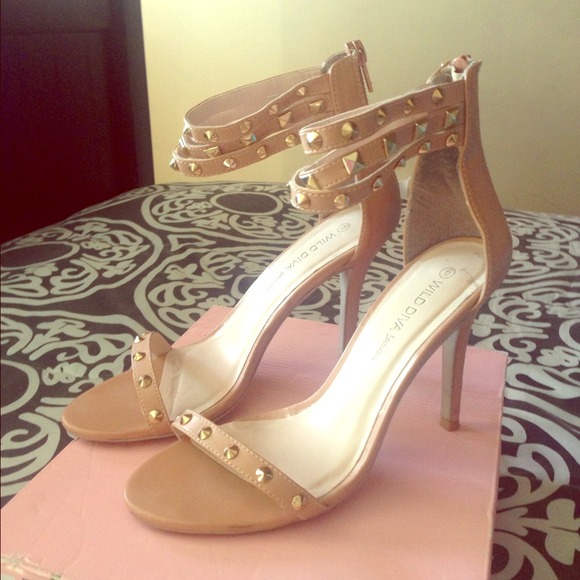 Single Sole nude Heels 👠😉