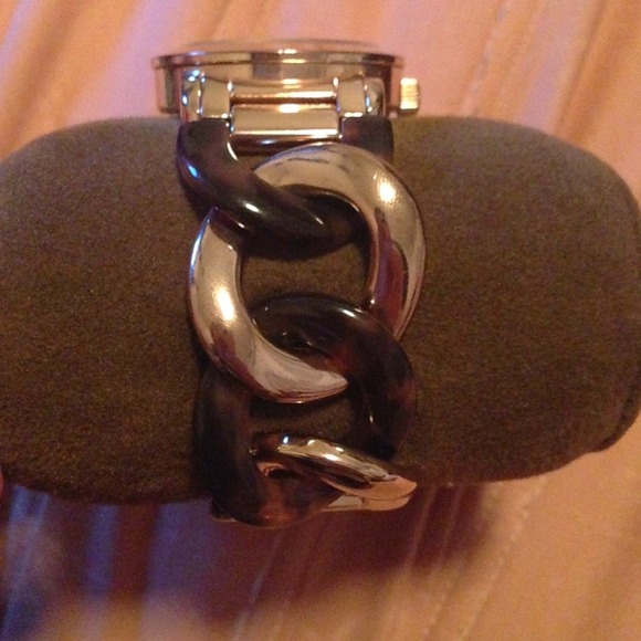 Michael kors watch - Picture 2 of 3