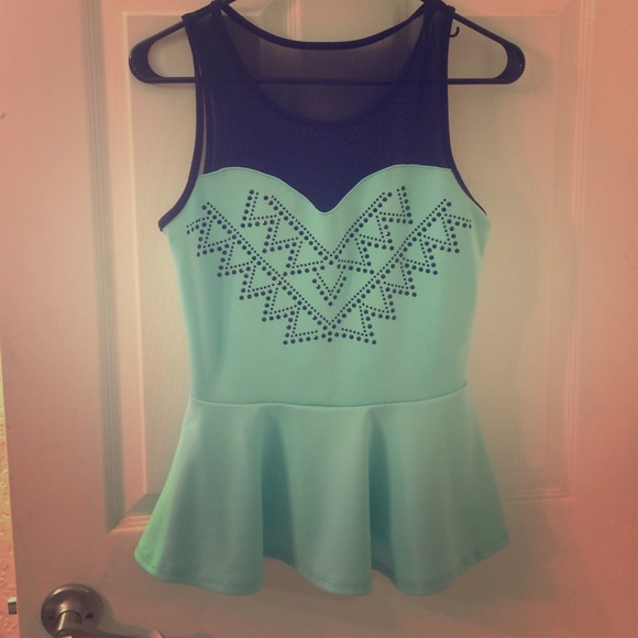 🎉🎊🎈HOST PICK🎈🎊🎉 Mint Peplum Top