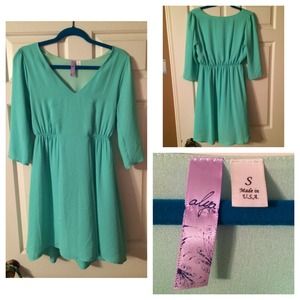 FRANCESCA'S robin's egg blue dress
