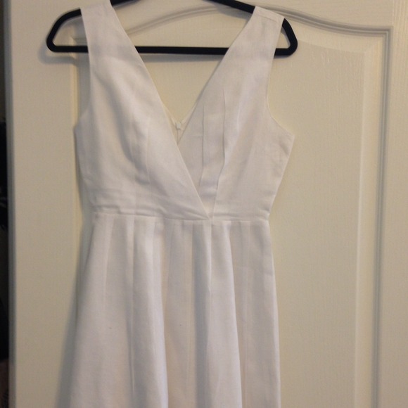 BB Dakota White Linen Dress