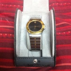 Authentic movado 100%