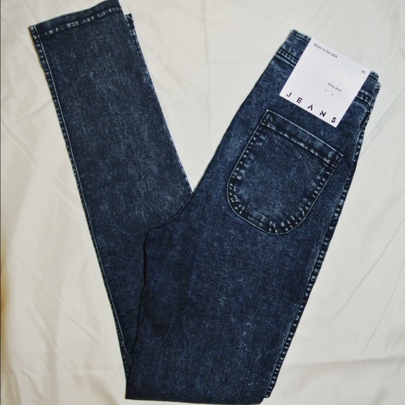 AA Easy Jeans