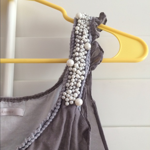 [5 for $25] Beaded shoulder 2 layer top - Picture 3 of 3