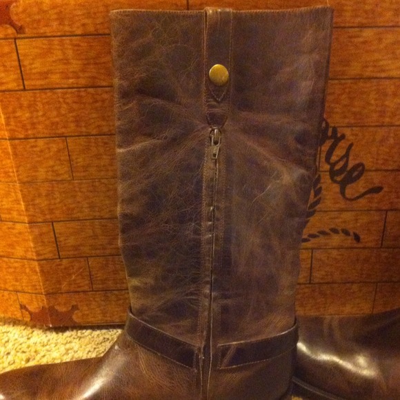 Lucchese Charlie 1 Horse. - Picture 2 of 2